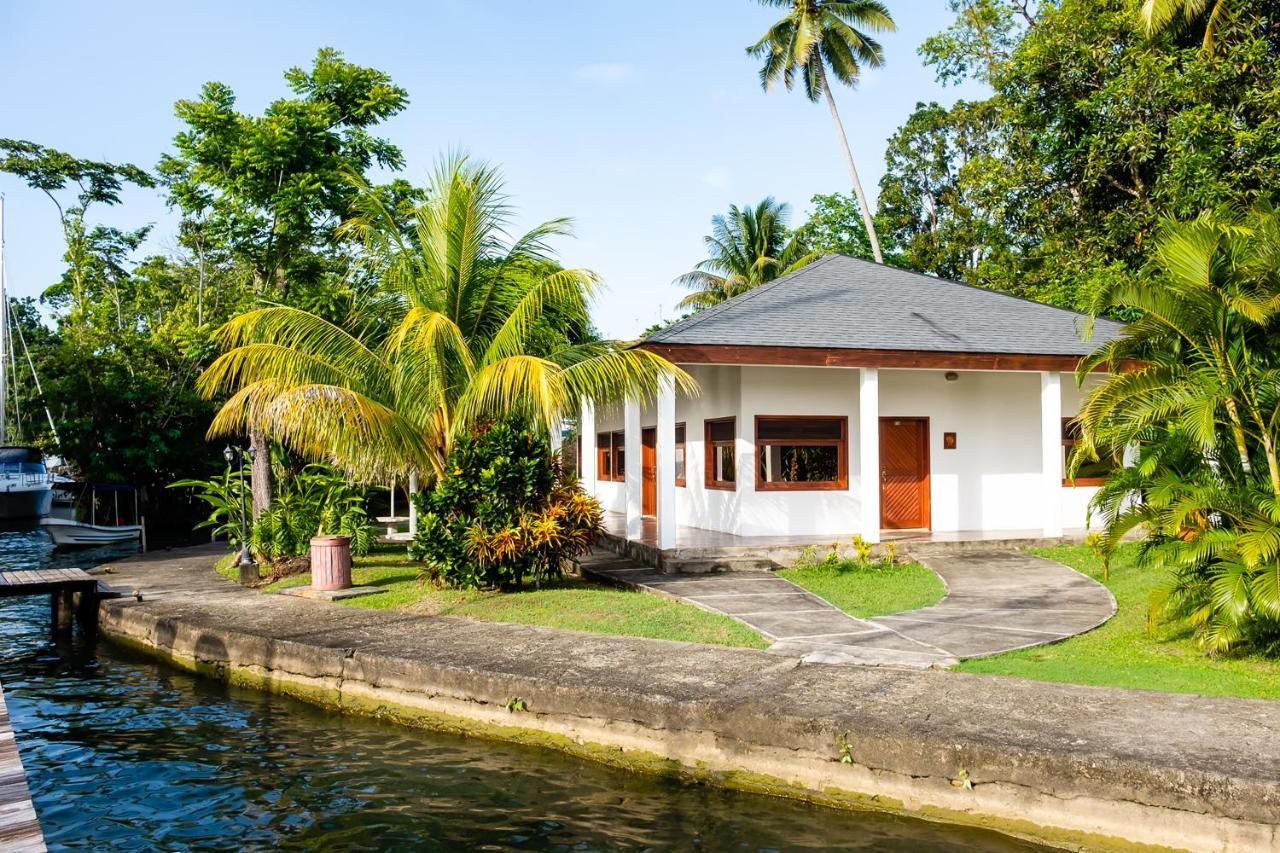 Nanajuana Rio Dulce Hotel Exterior photo