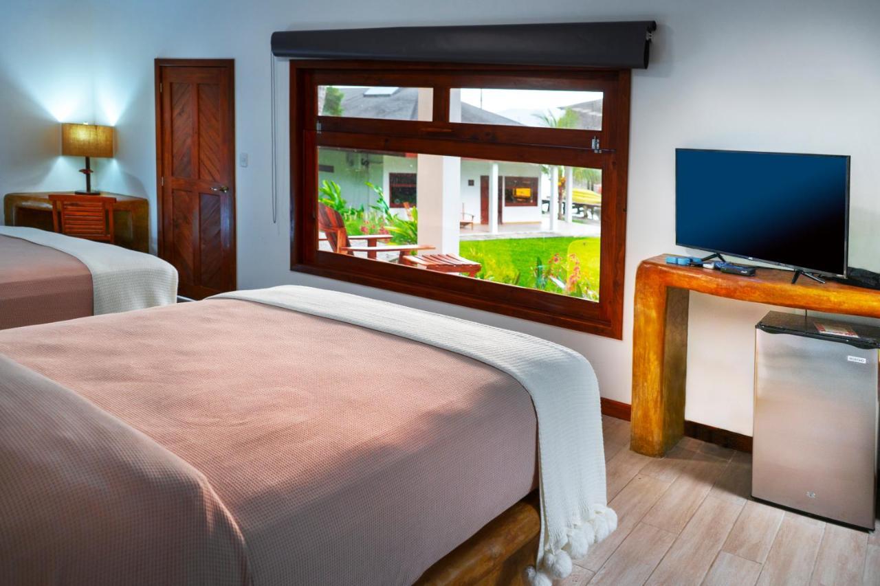 Nanajuana Rio Dulce Hotel Exterior photo